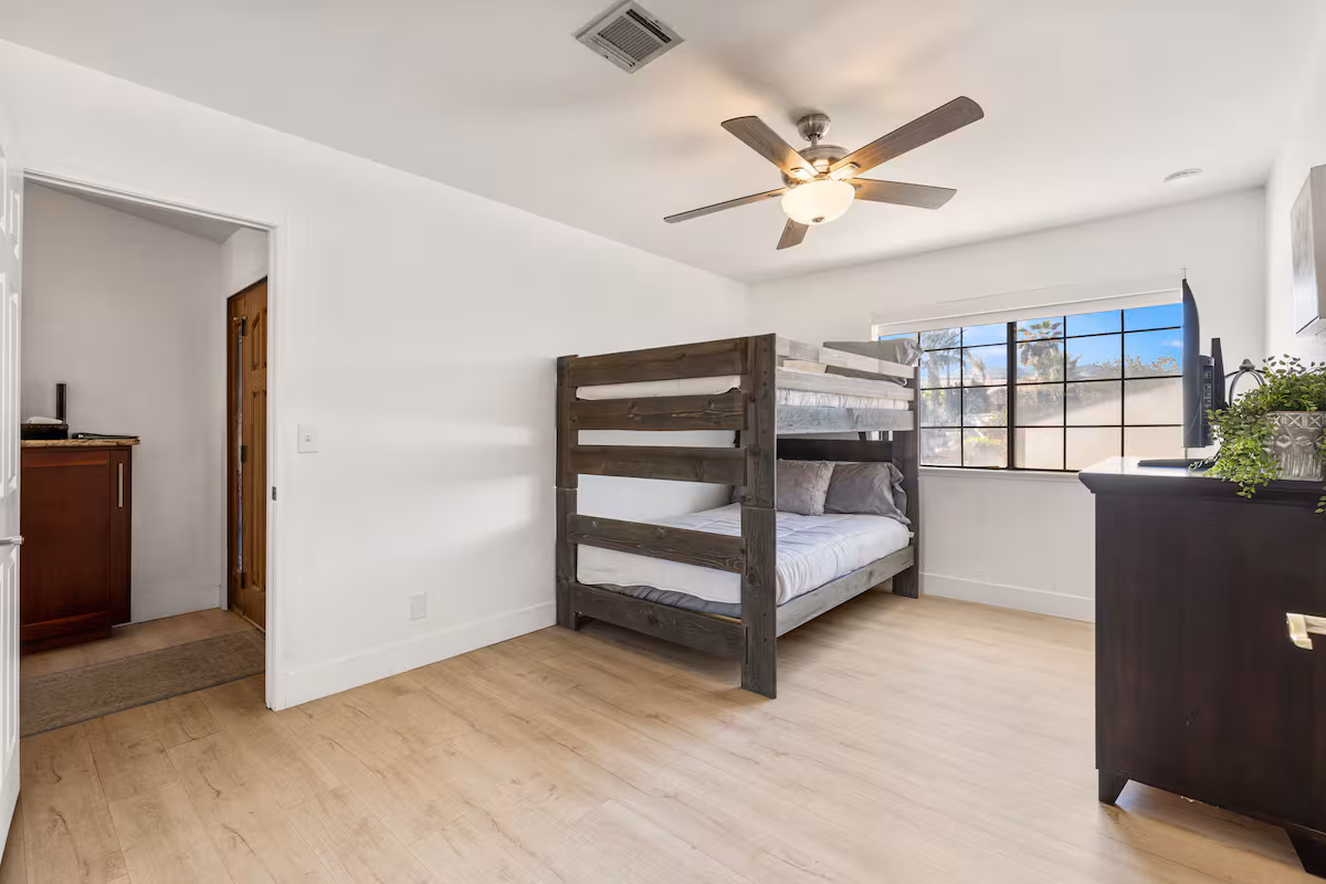 Bedroom 12